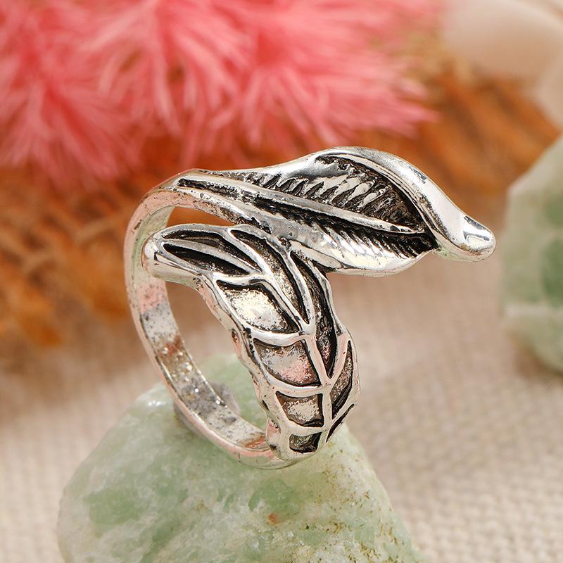Punk Cross Spacer Open Ring: Unisex Trendy Jewelry