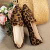 New Pointed-toe Flat Shoes, Large-sized, Shallow-mouthed Casual Bean-shaped Single Shoes