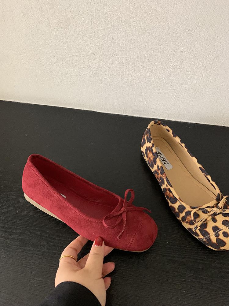 Fashion 2025Soft Female Silk Fashion Shallow Ladies Flats With Shoes Slides Round Toe Footwear Slip On Women Ballet