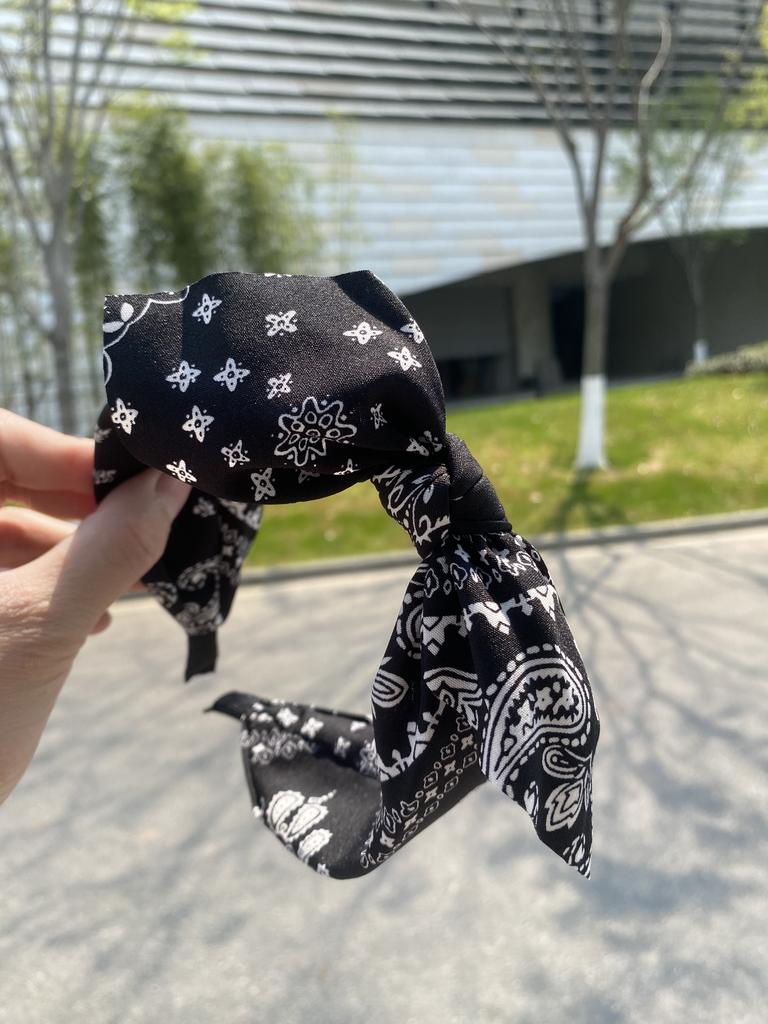 New Cashew Flower Rabbit Ears Wide Headband Women's Fashionable Bow Pressure Hair Hoop Knotted Fabric Headband