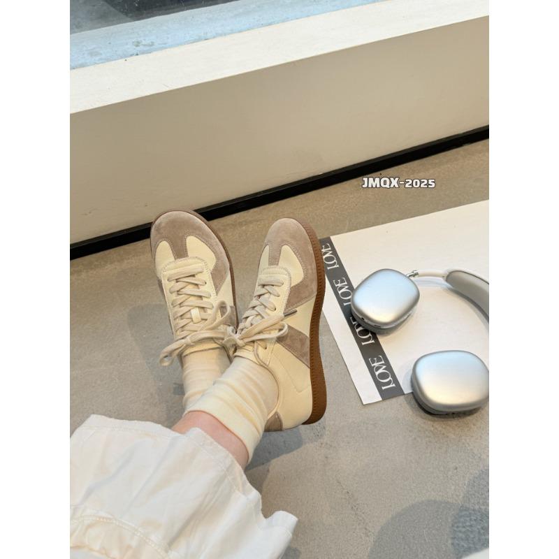 

Women s little white shoes new spring women s shoes versatile casual board shoes 39 абрикосовий