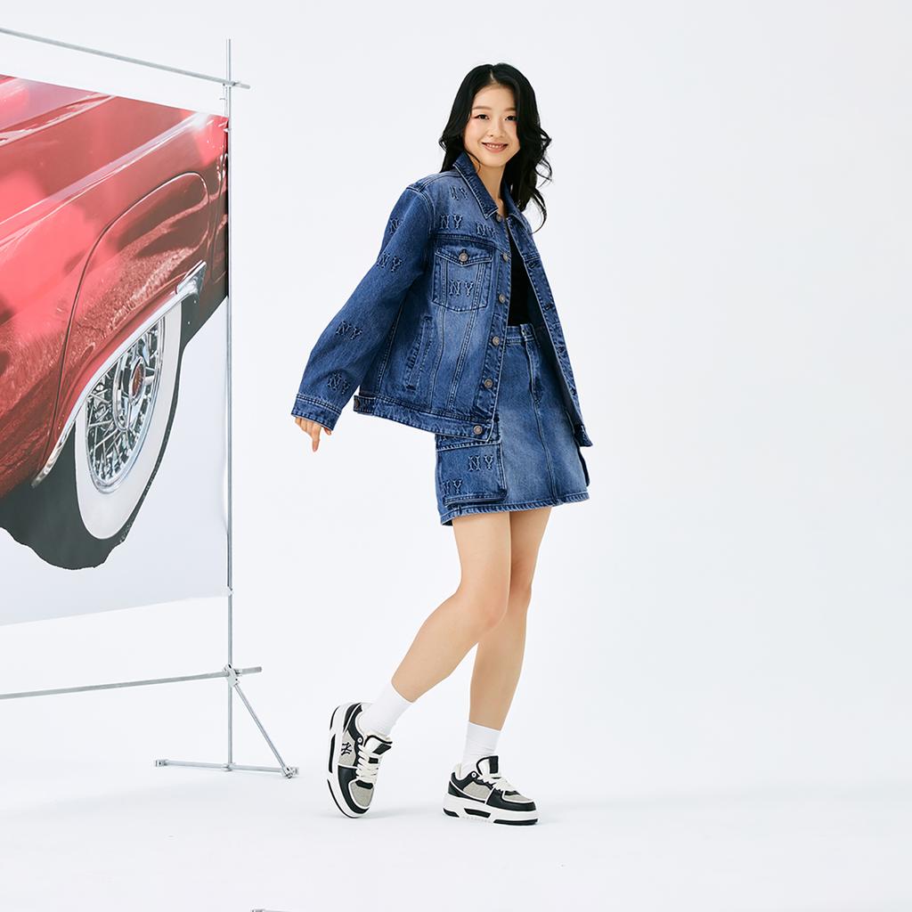 New MLB MONOGRAM Collection New York Yankees 24FW Denim Short Skirts Women's Indigo 3FDSM0444-50INS