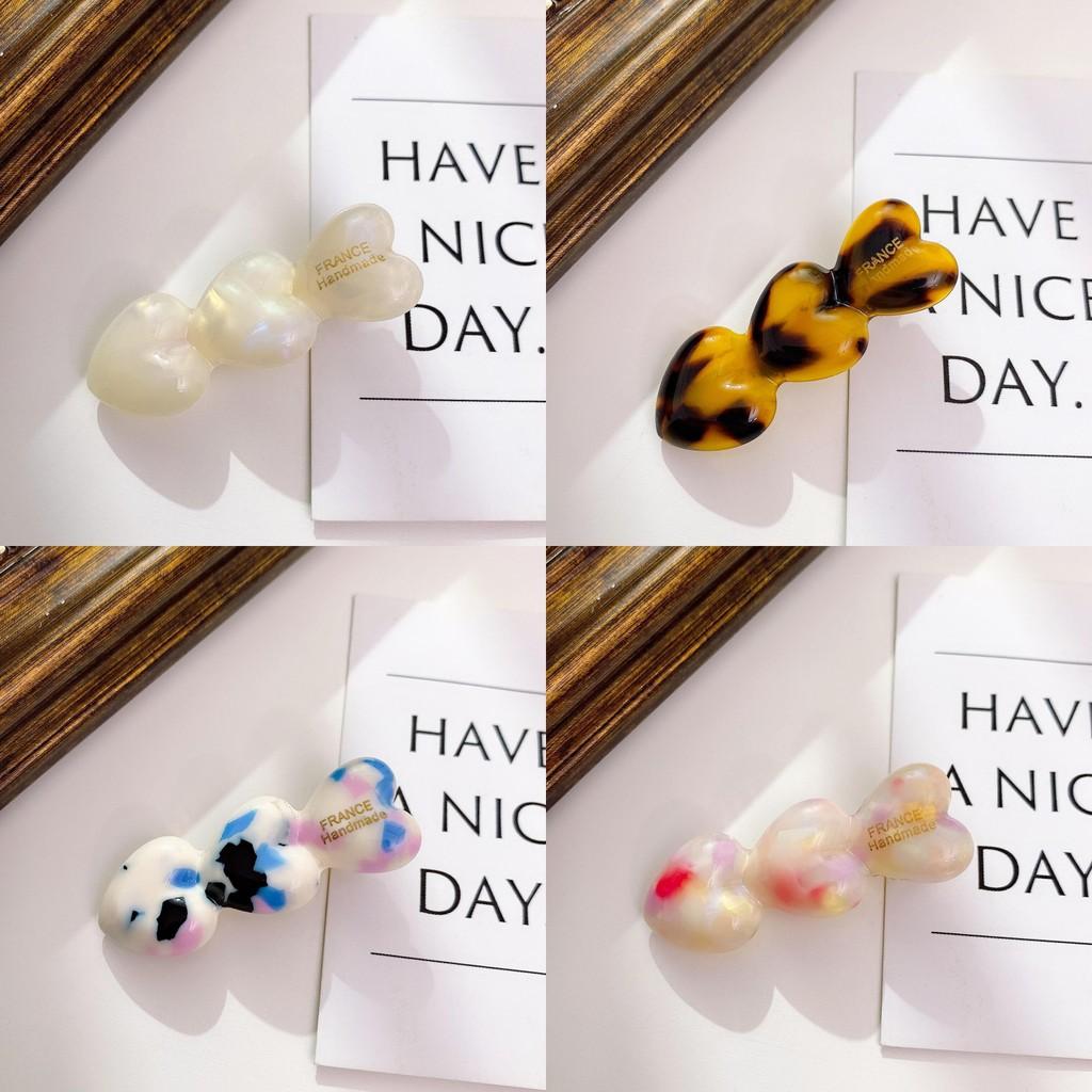 Stylish Versatile Duckbill Hair Clip With Heart Shape For Fashionable Women And Trendy Looks