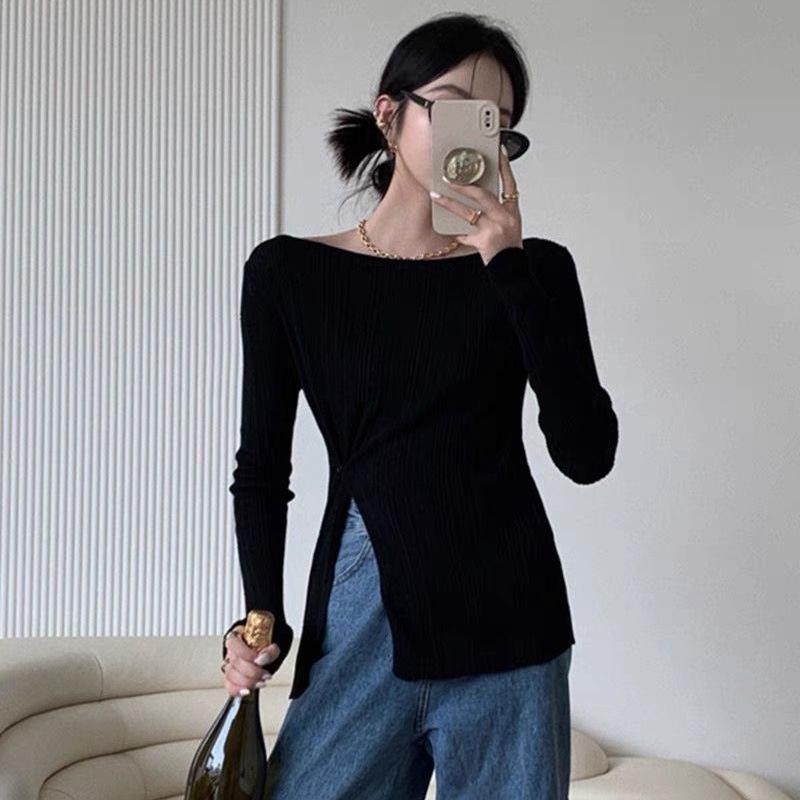 

Slit One-Shoulder Knitted Sweater - Sweet, Spicy, Low-Neck Top for Women, Perfect for Spring, Autumn, and Winter. One Size чёрный