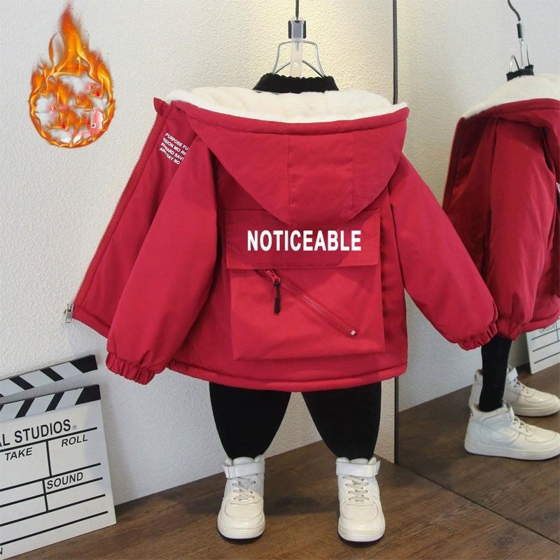 

2-8 лет Мальчики Осень Зима Плюшевая Теплая Куртка Детская Мода Буквы Молния Капюшон Пальто Повседневная Ветрозащитная Верхняя Одежда для Спорта на Открытом Воздухе 140 красный