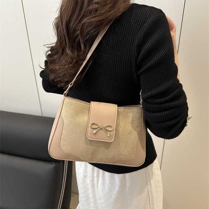 Fashion New Women's Shoulder Bag Fashionable Fashion Solid Color Saddle Bag High Value Commuter Handbag