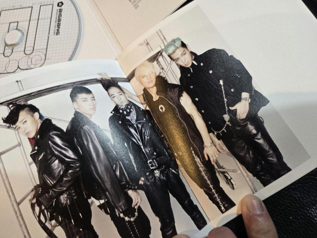 [USED] Out of print! Rare! Hurry to get rid of this BIGBANG STILLALIVE due to moving