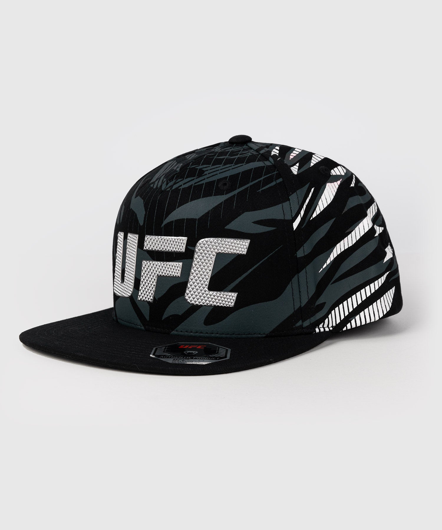 

Кепка UFC Fusion by Venum Authentic Fight Night - Черный