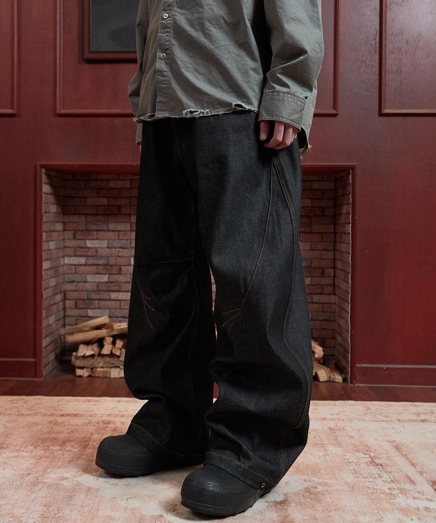AREUBAN Triple Leaf Curved Denim Pants_Raw Black