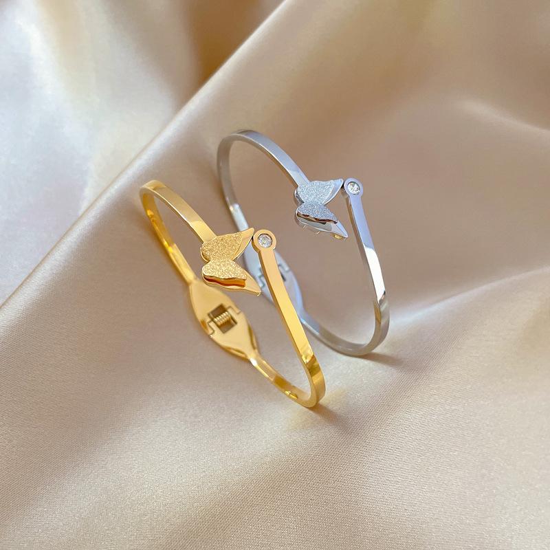 European And American Butterfly Bracelet Minimalist Retro Fashion Stainless Steel Bracelet