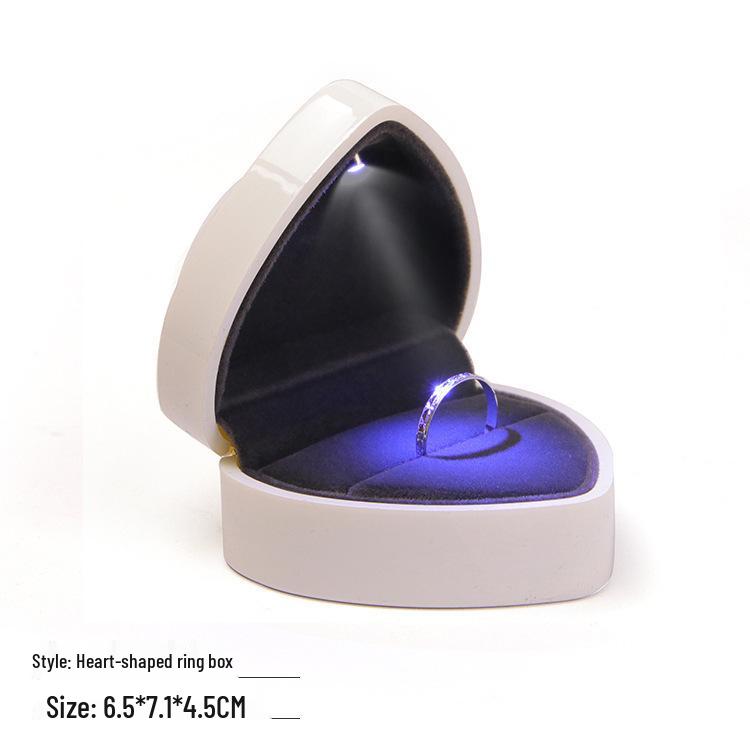 Creative Heart-Shaped LED Jewelry Box for Rings, Necklaces, and Pendants