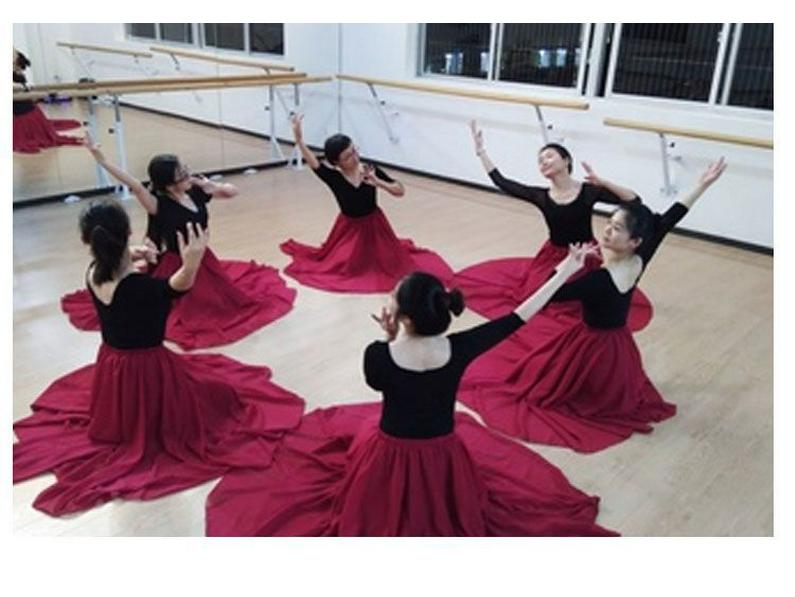 720° Chiffon Swing Skirt: High Waist, Ethnic Dance Red, Slimming Design