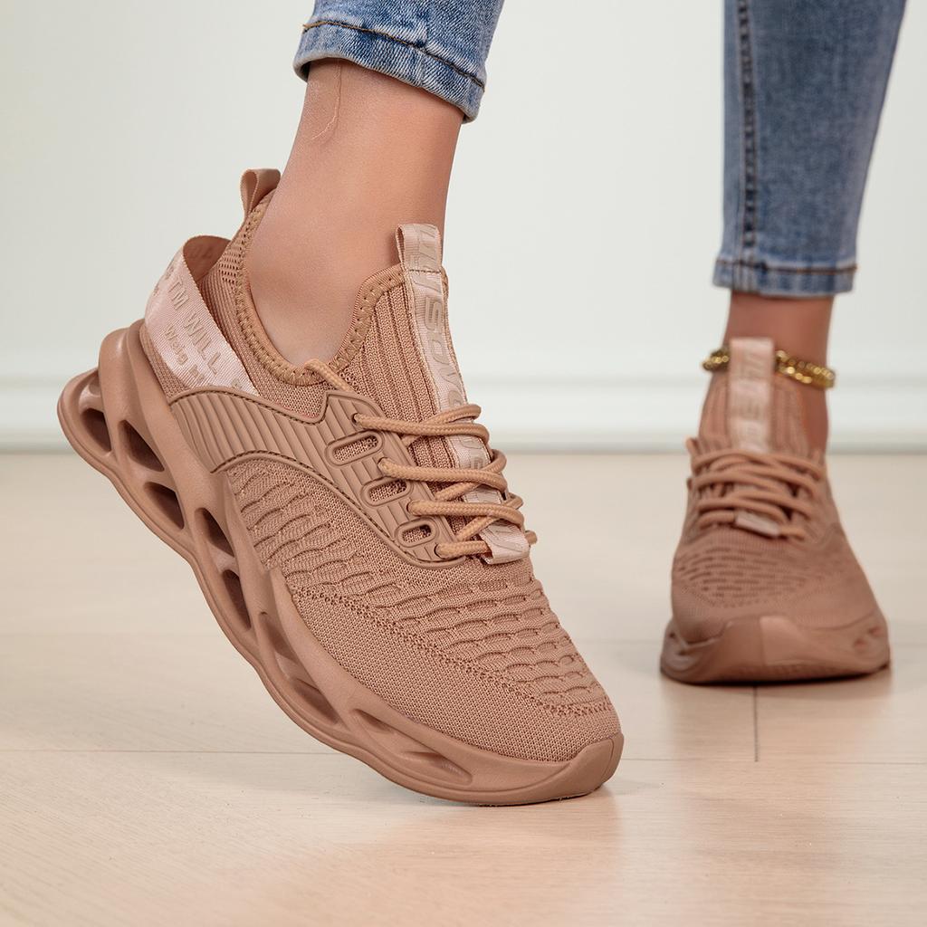 High Quality White Sneakers Women Summer Breathable Casual Women Sneakers Light Anti Slip Travel Hiking Shoes Mesh Running Shoes