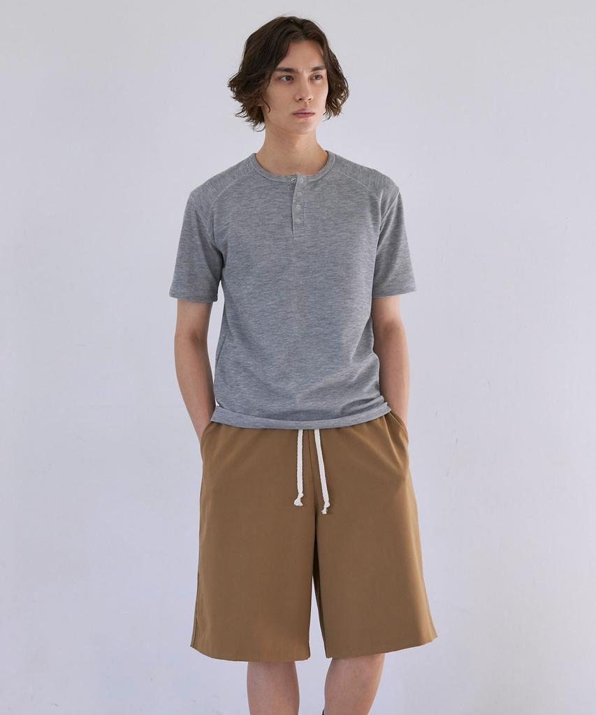 SENTAIR Contour Henley Neck Half T-Shirt _Gray