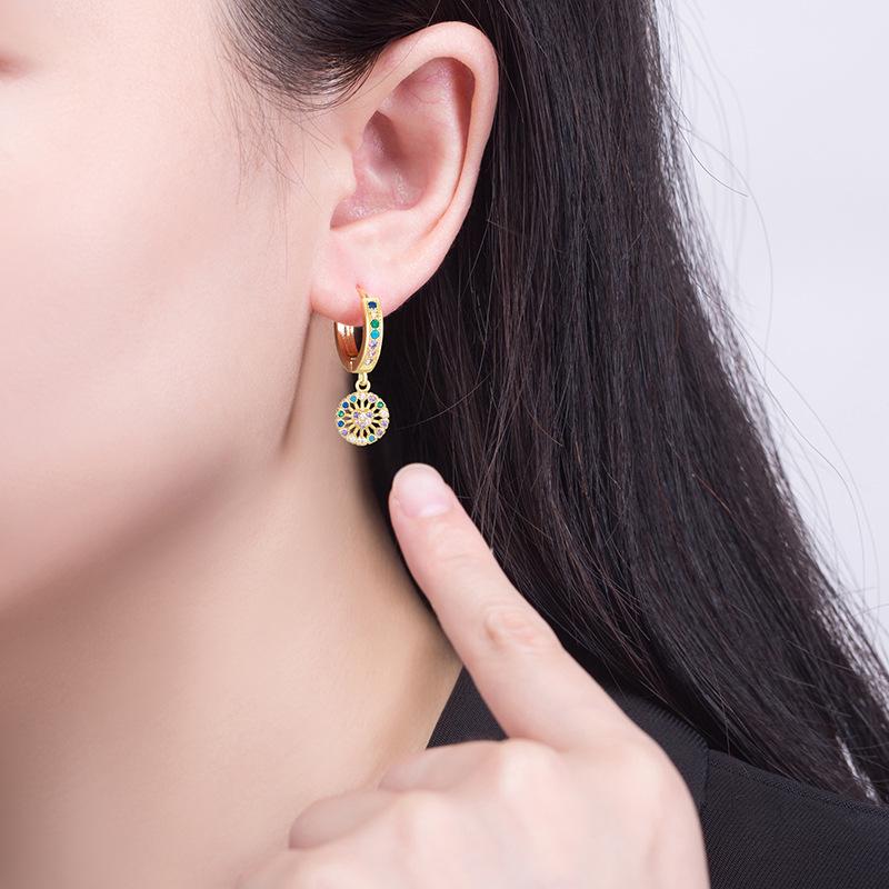 Southeast Asia Luxury Flower Earrings: Niche Design in Gold-Plated Brass with Zircon Inlay for Women