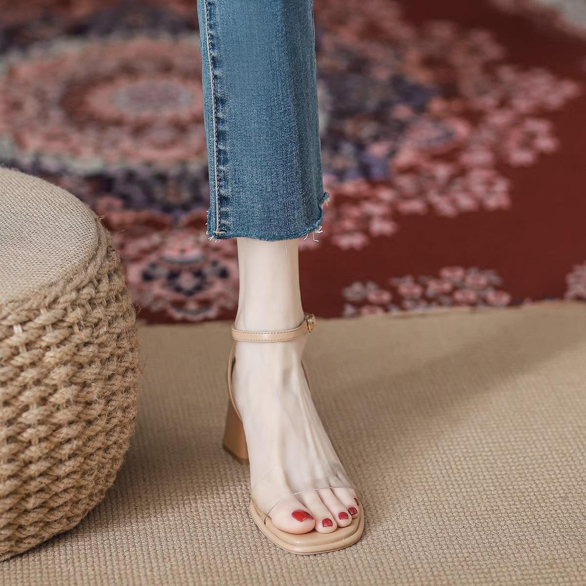 

модные летние босоножки женские желе кристалл высокие каблуки женские прозрачные босоножки с пряжкой открытые носки туфли женские 35 абрикосовый