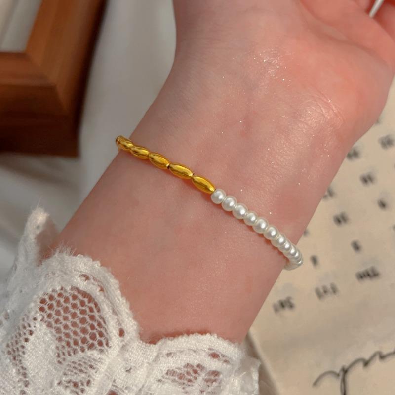 Bracelet Perle Irregulière Forme Spéciale Française Bracelet Femmes Niche Luxe Léger Exquis Doré Demi-Bracelet Bracelet Accessoires
