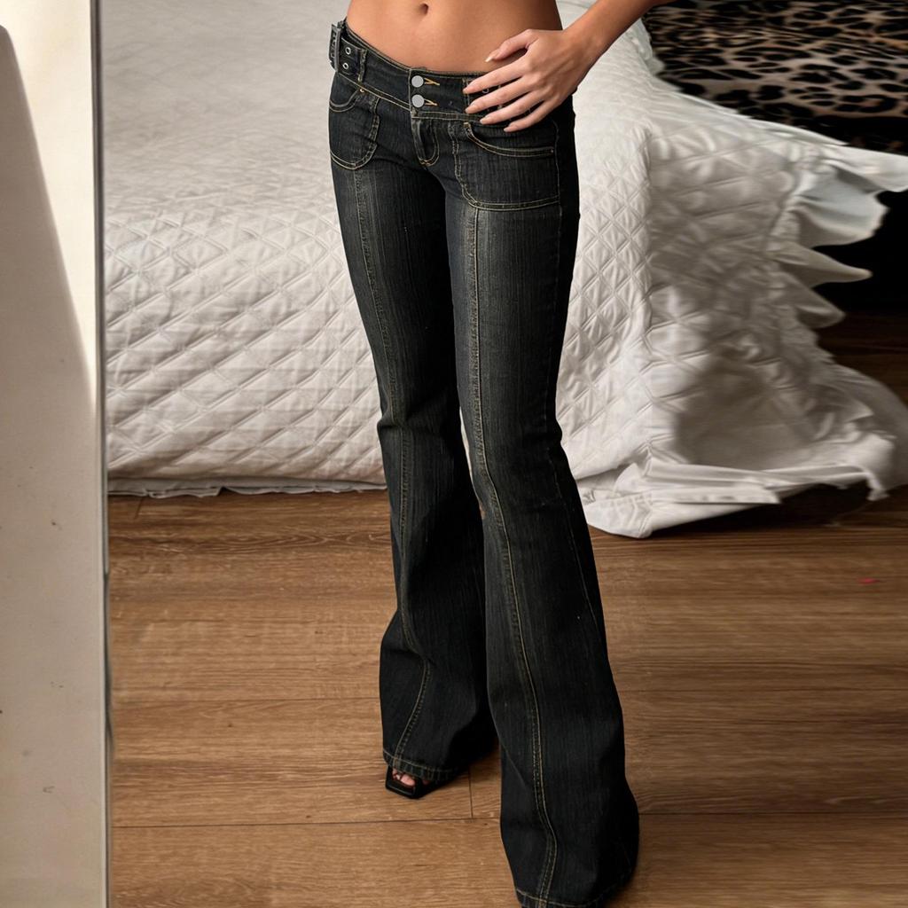 Women's 2026 Spring Retro Micro-Flare Black Jeans: Slimming, Body-Shaping, Low-Rise Long Pants