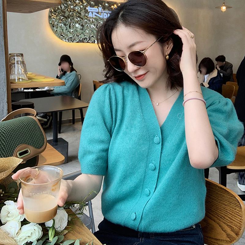 

Женский летний вязаный кардиган - французский нежный стиль, с короткими рукавами, универсальная верхняя одежда 2023 M