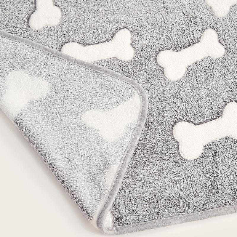 Flannel Pet Mat Dog Bed Cat Bed Thicken Sleeping Mat Dog Blanket Mat For Puppy Kitten Pet Dog Bed for Small Large Dogs Pets Rug