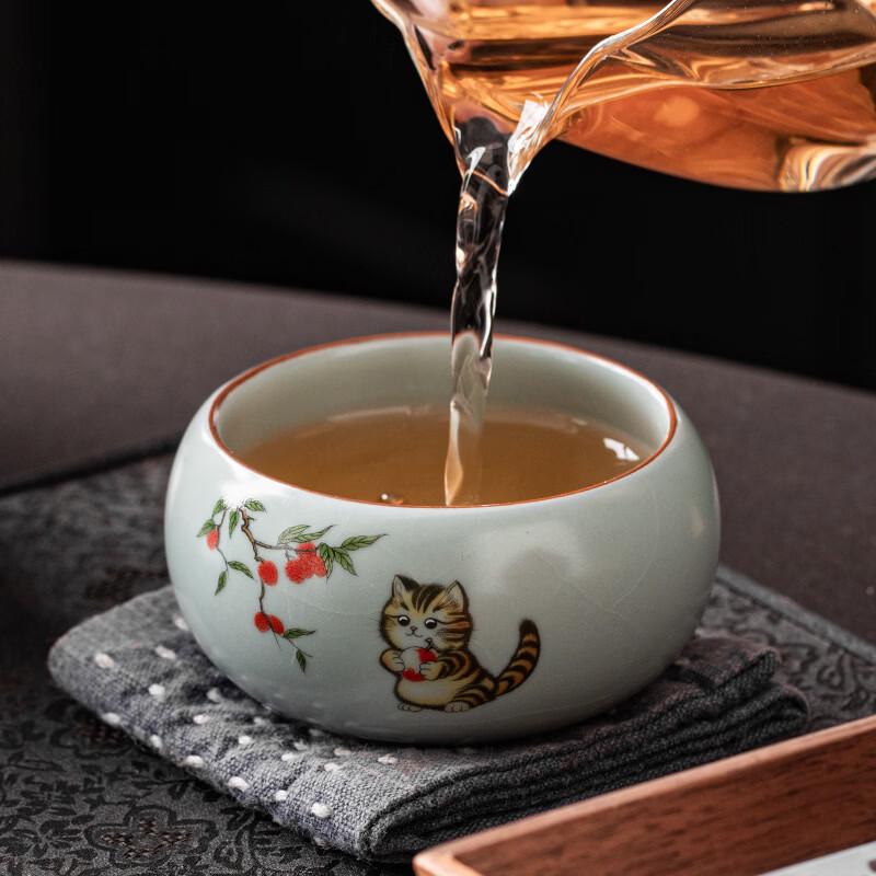 

Chinese Ceramic Tea Tasting Set