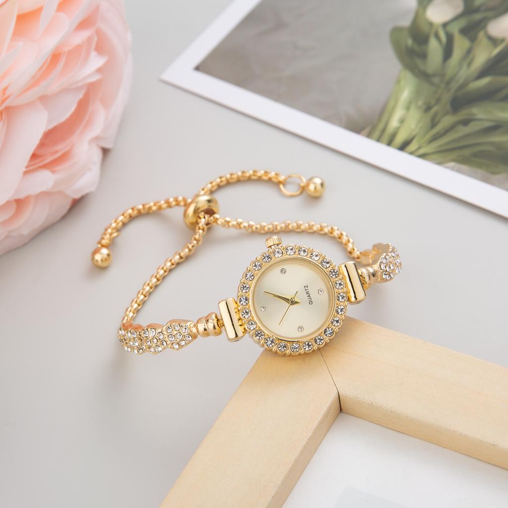 2023 neue Luxus Armband Frauen Uhren Armbänder Diamant Uhr Mode Quarz Womans Armbanduhren
