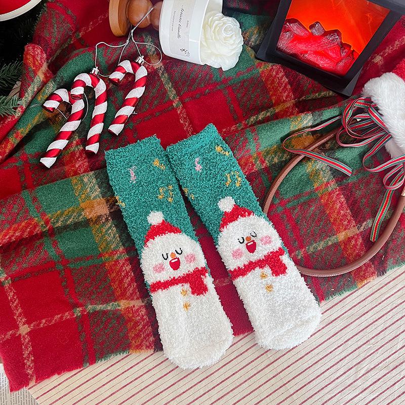 Coral Fleece Christmas Socks: Women's Warm Cartoon Mid-Calf Holiday Sleep Socks