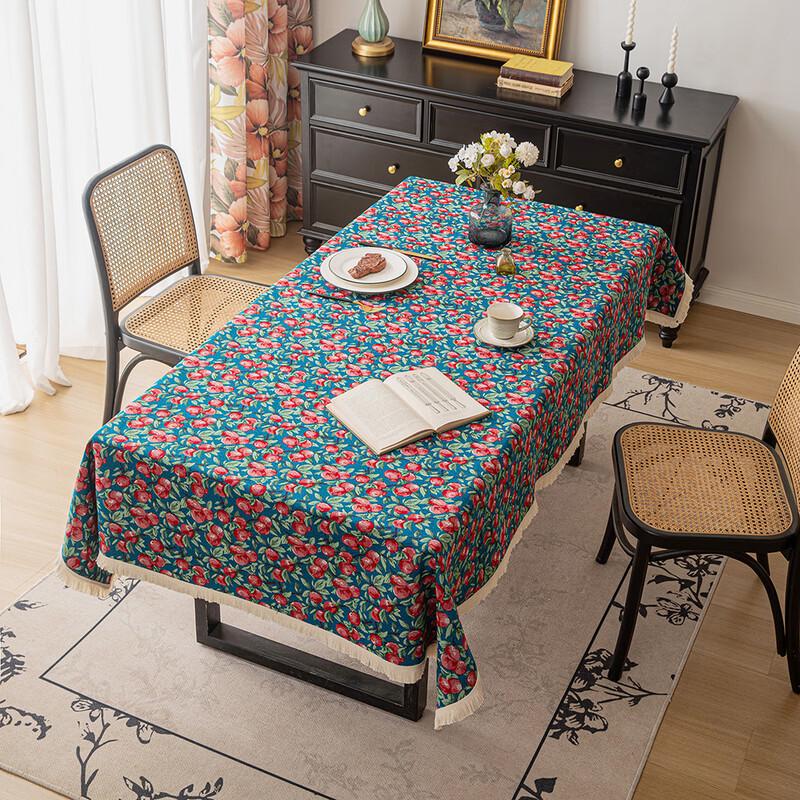 

Floral Jacquard Dining Tablecloth