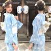 Dámské japonské kimono a yukata šaty pro formální fotografování