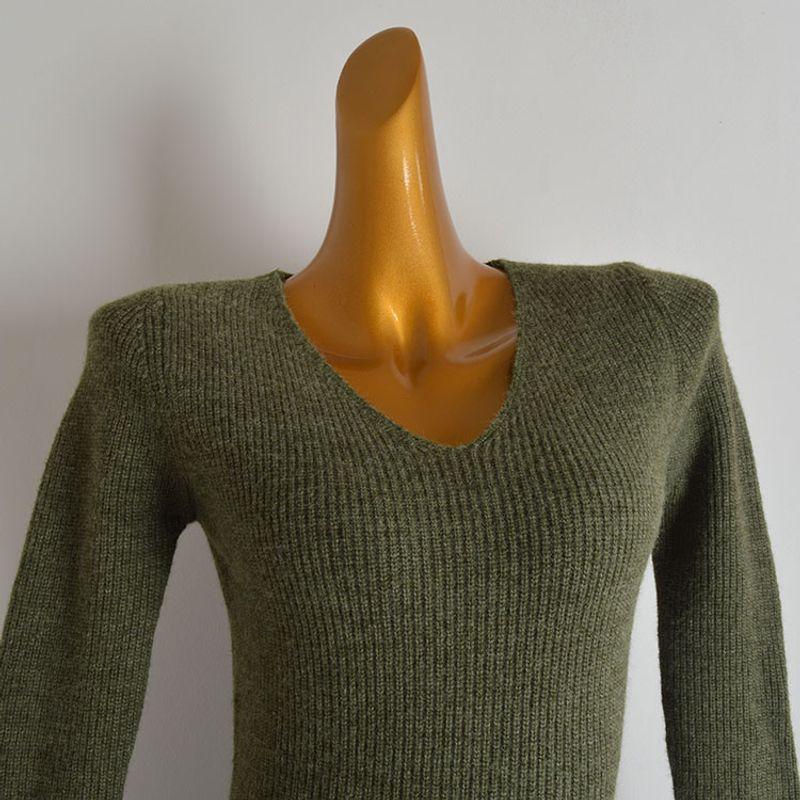 Sample Shirt Solid V-neck Bell Sleeve Knitted Dress Women Clothes Autumn and Winter Sweater Dress Waist Hugging Slimming Over the Knee Long Dress