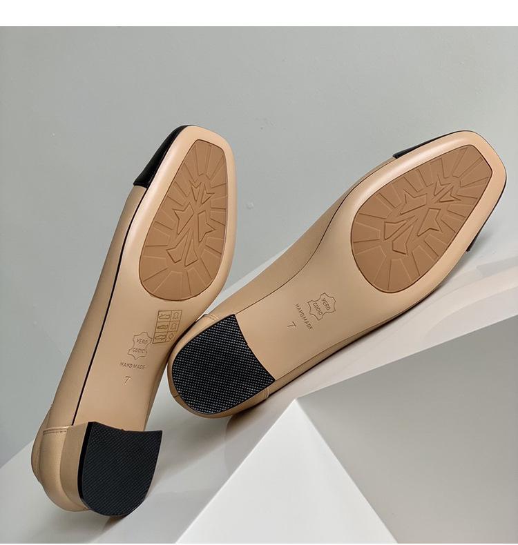 Luxuriöse Handgefertigte Damen-Flats aus Echtem Lammleder - Farbblock-Design mit Quadratischer Spitze und Mittlerem Klobigen Absatz