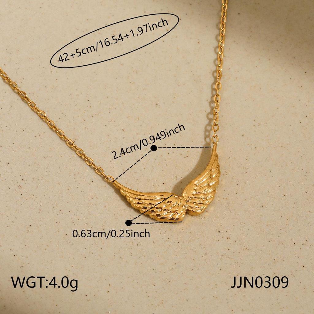 European/American Titanium Steel Jewelry Set: French Light Luxury Clavicle Chain with Wing Pendant and Earrings for Women