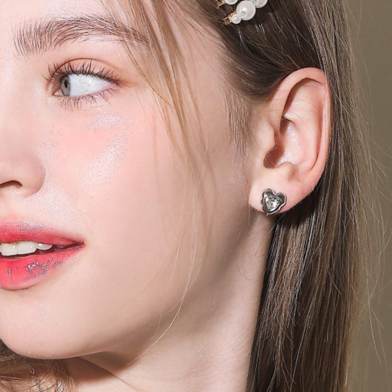 J.Lauren [aube] Melting Heart Cubic Earrings AE013