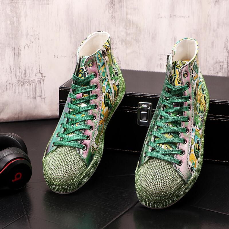 Fashion New Men High Top Ironing Dril Graffiti Board Spirit of Th E Young Man Dazzle Color Leather Low-top Casual Shoes A8