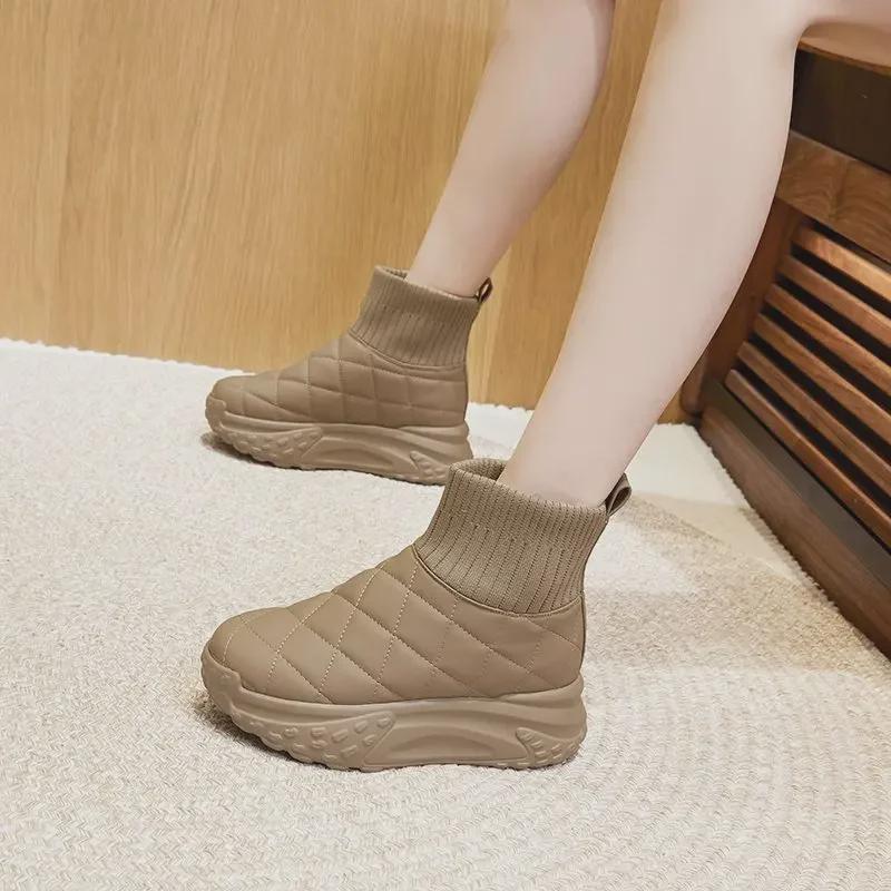 Women's 2024 Platform Height-Enhancing Waterproof Snow Boots with Fur Lining