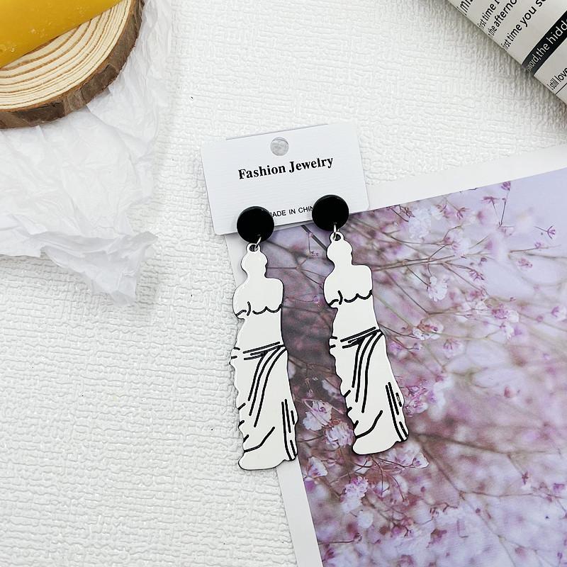 Creative Broken Arm Venus Earrings, European and American Trendy Acrylic Earrings