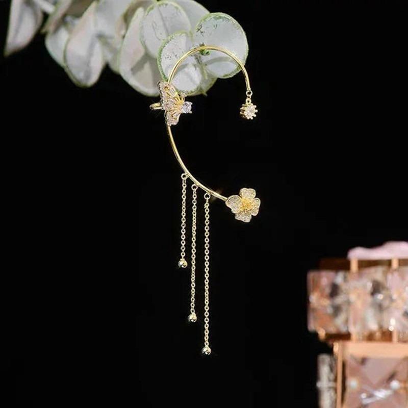 Golden Butterfly Ear Clips with Pendant Diamond Jewelry Gift Wedding Earrings Elegant Handcarved Design Ear Clips Without Piercing