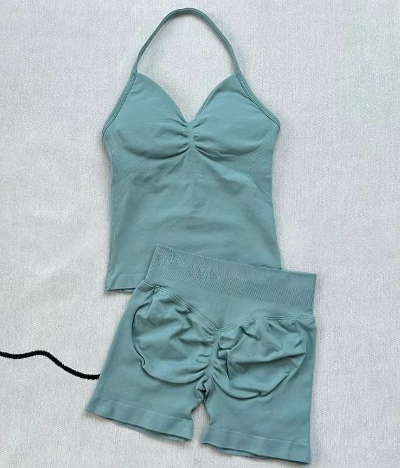 JYL Seamless Backless Two Piece Set Padded Halter Top Fitness Shorts