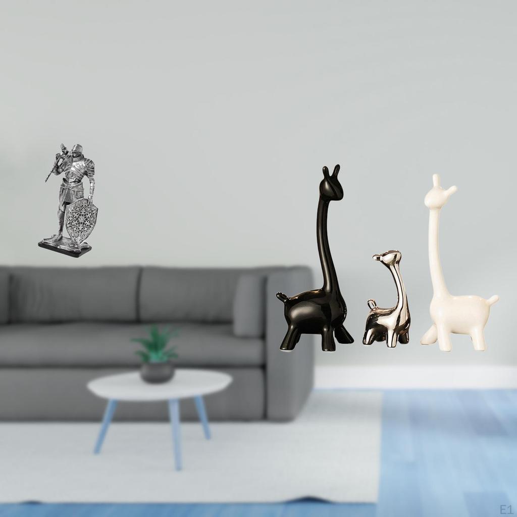 Nordic Knight And Ceramic Giraffe Figurine Statue Abstract Modern Sculpture Ornament for Desk