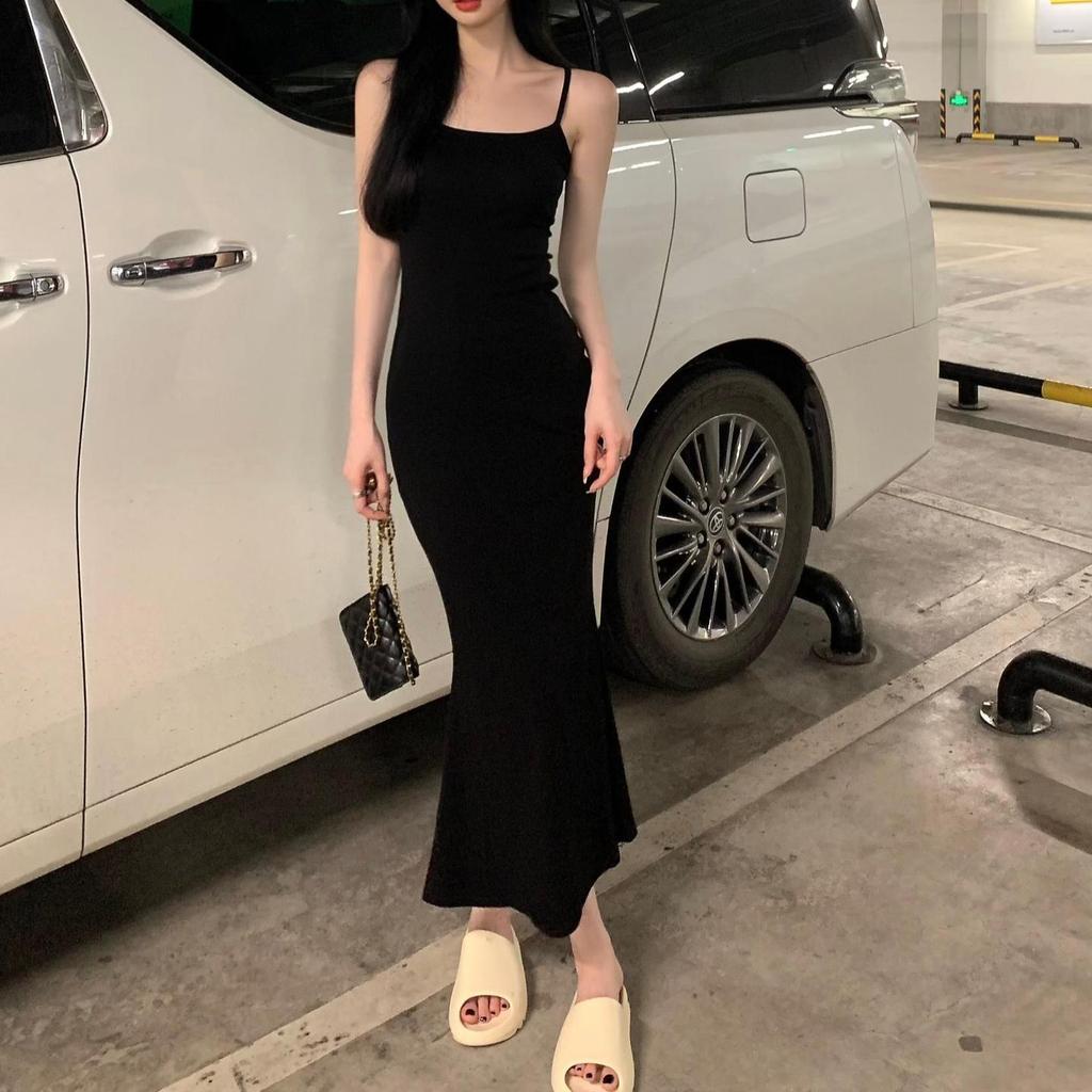 Summer 2026 New Threaded Black Suspender Dress Women's Sexy Spice Girl Skinny Stepmother Hip Wrap Medium Dress