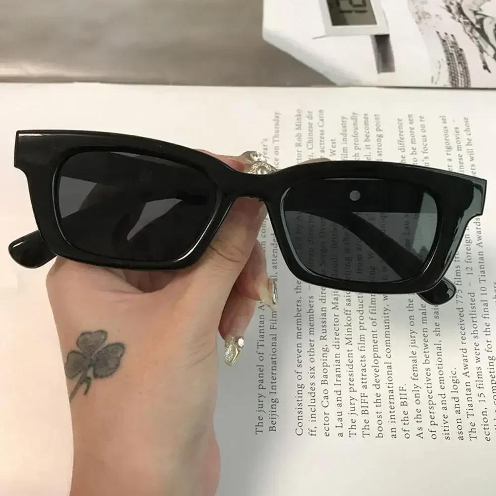 New Retro Small Square Sunglasses for Women Vintage Trendy UV400 Luxury Designer Brand Eyewear Unisex