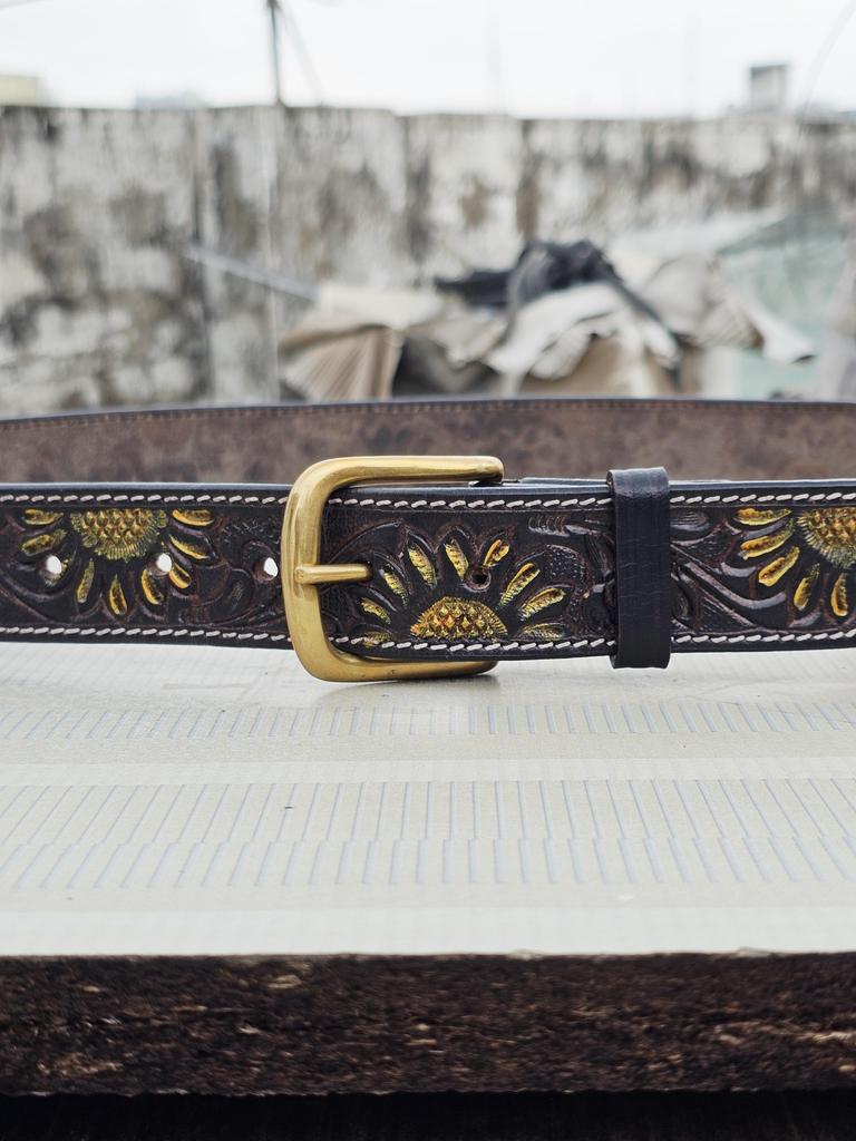 Hand Tooled Black Leather Cowboy Belt – Floral Carved Western Rodeo Belt – Full Grain Handmade Ranch Men’s Outfit