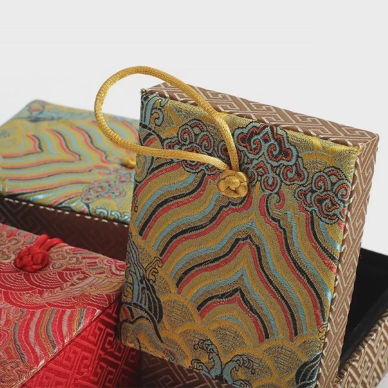 Brocade Bracelet, Rope Buckle Retro Jewelry Box; Pendant Necklace Storage for Jade and Play.