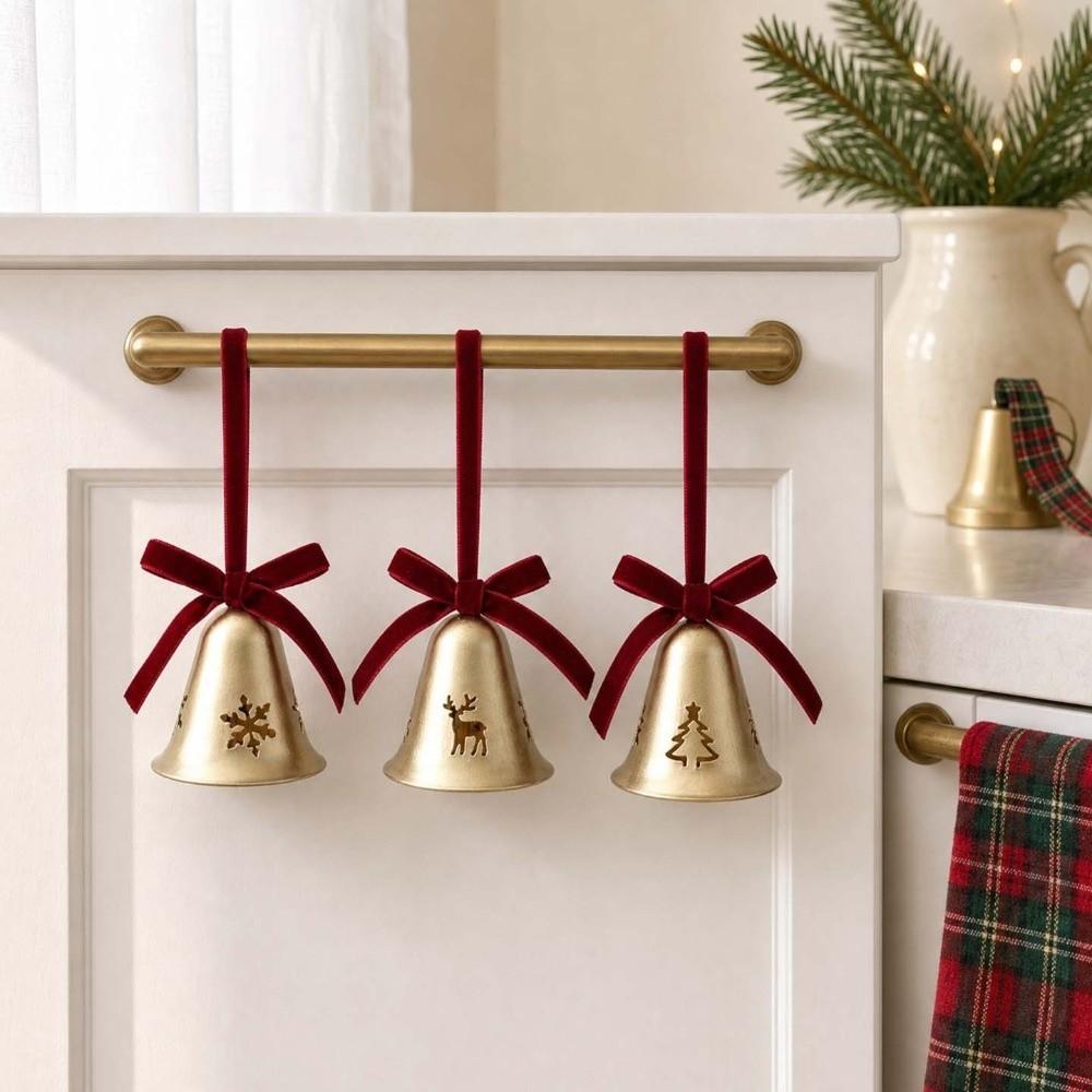Shiny Metal Christmas Bells Pendant Snowflake Reindeer Xmas Bells Hanging Ornament Iron Art Jingle Bells Christmas Tree Bell