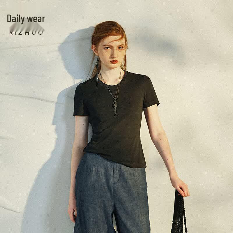 Rizhuo Short Sleeve Round Neck T-Shirt