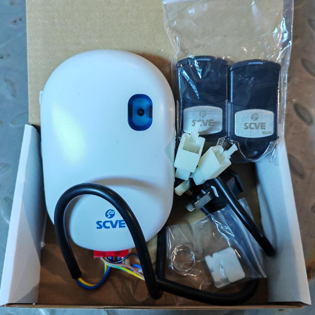 Universal Wireless Garage Door & Roller Shutter Controller with Remote Receiver