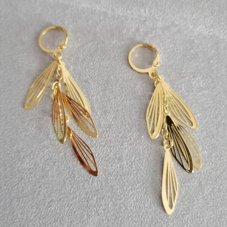 

Exquisite Light Luxury Tassel Earrings: High-End, Long Style for Face-Shaping Pure Natural золотой
