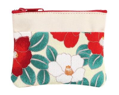 Komon Kobo Coin Case, Modern Camellia (Ivory), Made with Nigoshi Chirimen Fabric, Kyoto, Japanese KOMONO, Edo Komon Pattern, 0610