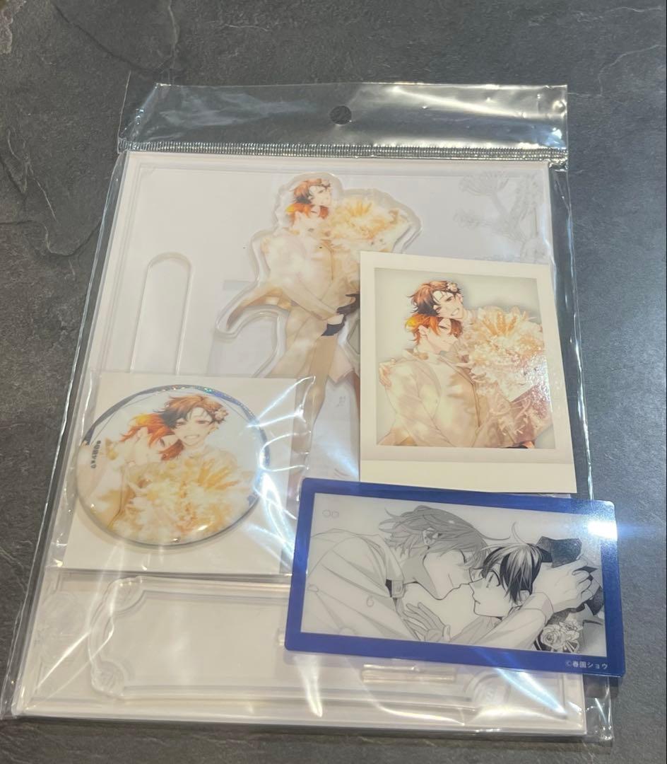 [USED] BLT Acrylic Stand & Can Badge Bonus: Clear Sheet featuring Haruzono Sho, Sasaki and Miyano