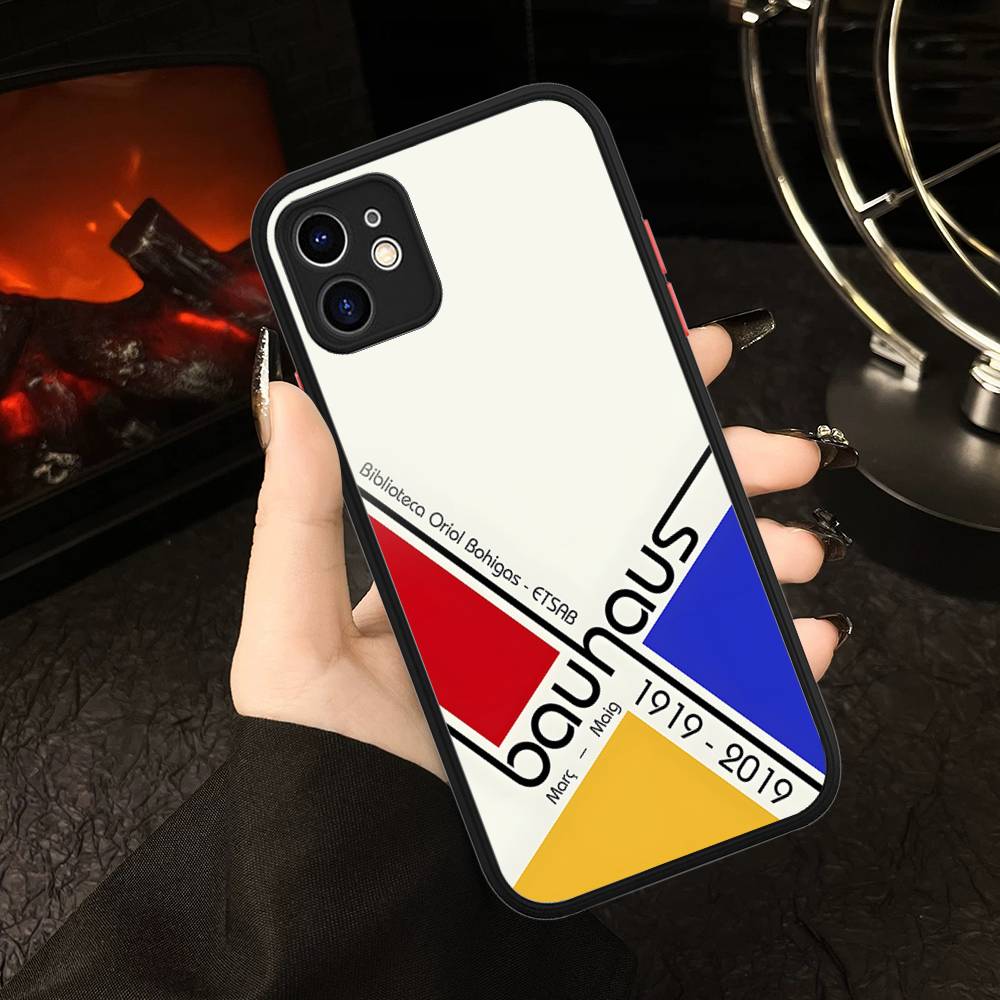 Game L-Life I-Is S-Strange For IPhone 16 15 13 12 14 11 Pro Max X XS MAX Color Case Matte Silicone Phone Cover
